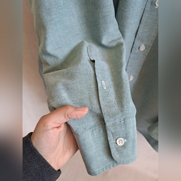 Men's Green Stafford Button Down Dress Shirt - Picture 4 of 8